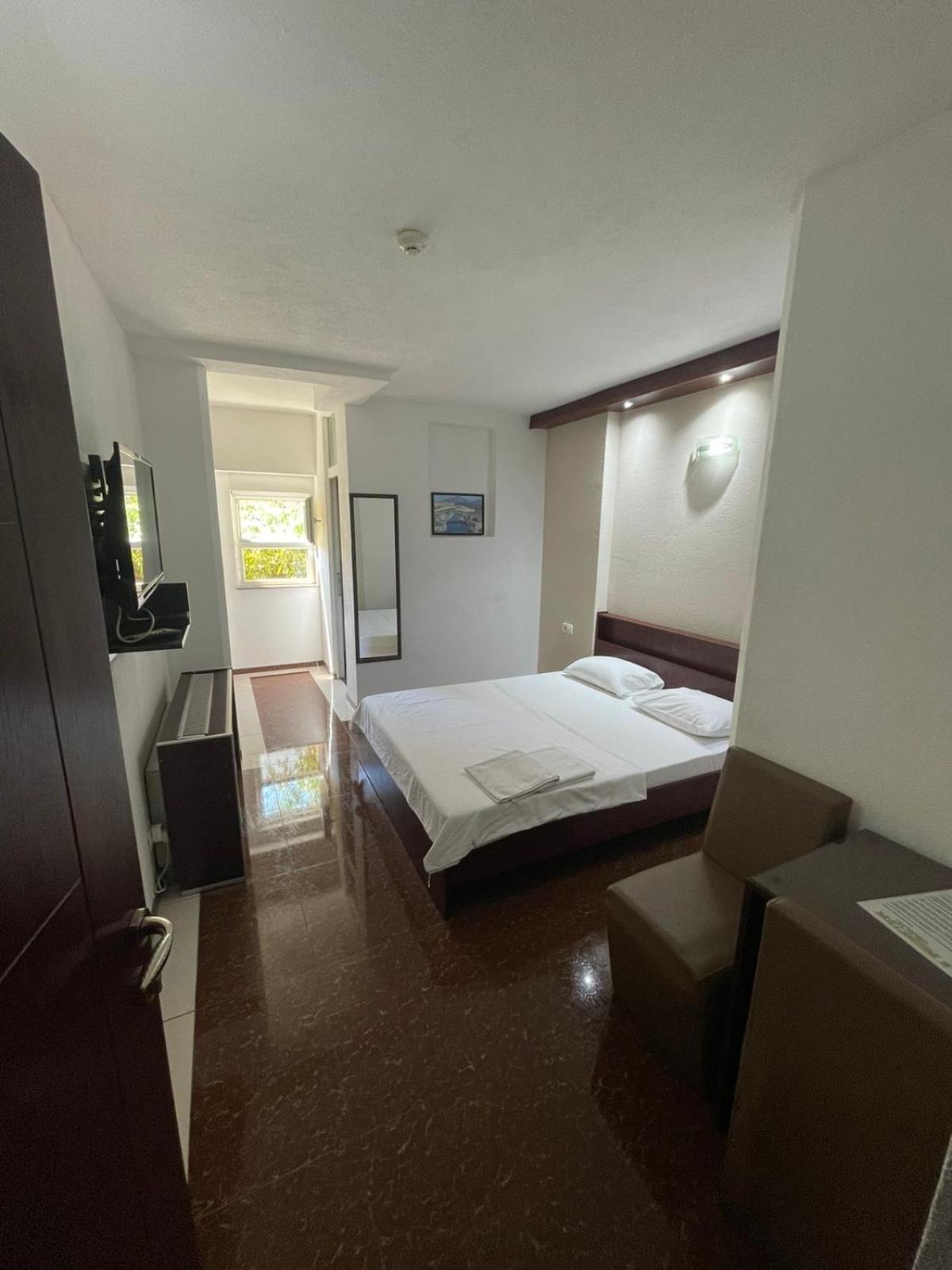 Hotel Millenium2 Prizren Zewnętrze zdjęcie