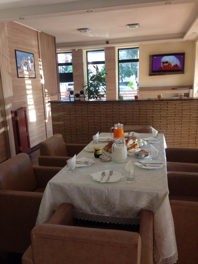 Hotel Millenium2 Prizren Zewnętrze zdjęcie